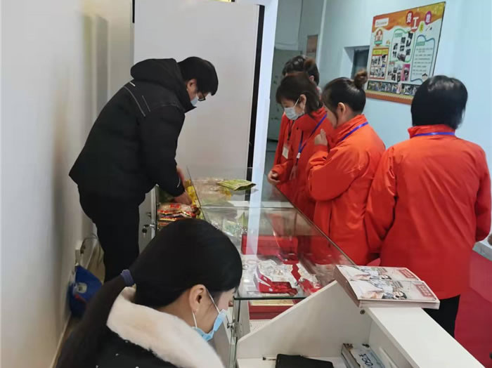 四川中青旅綿陽分社、綿陽市中旅假日旅行社、綿陽自來文化傳播有限公司24H自助售貨服務(wù)盛大開業(yè)